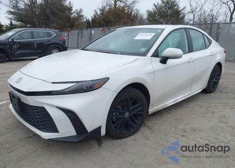 2025 Toyota Camry Se z USA, uszkodzony, nr VIN 4T1DBADK8SU002048